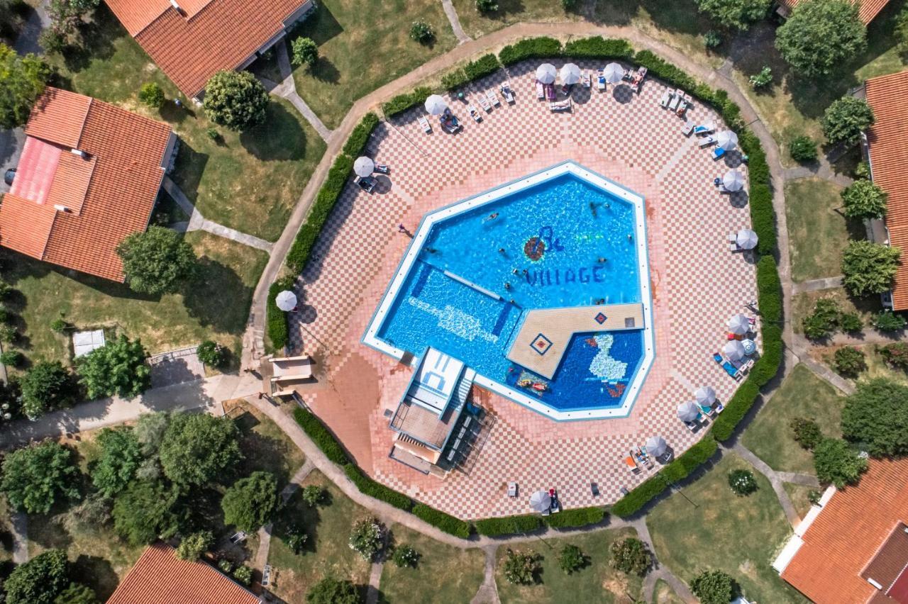 Holiday Centre Bi village Fažana Esterno foto