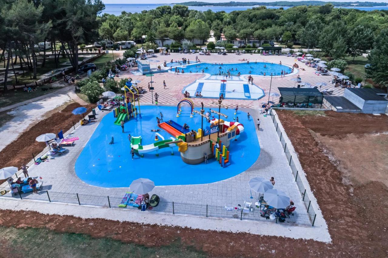 Holiday Centre Bi village Fažana Esterno foto